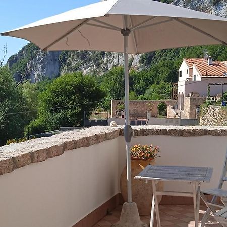 B&B Rubando Le Nuvole Orco Feglino Buitenkant foto